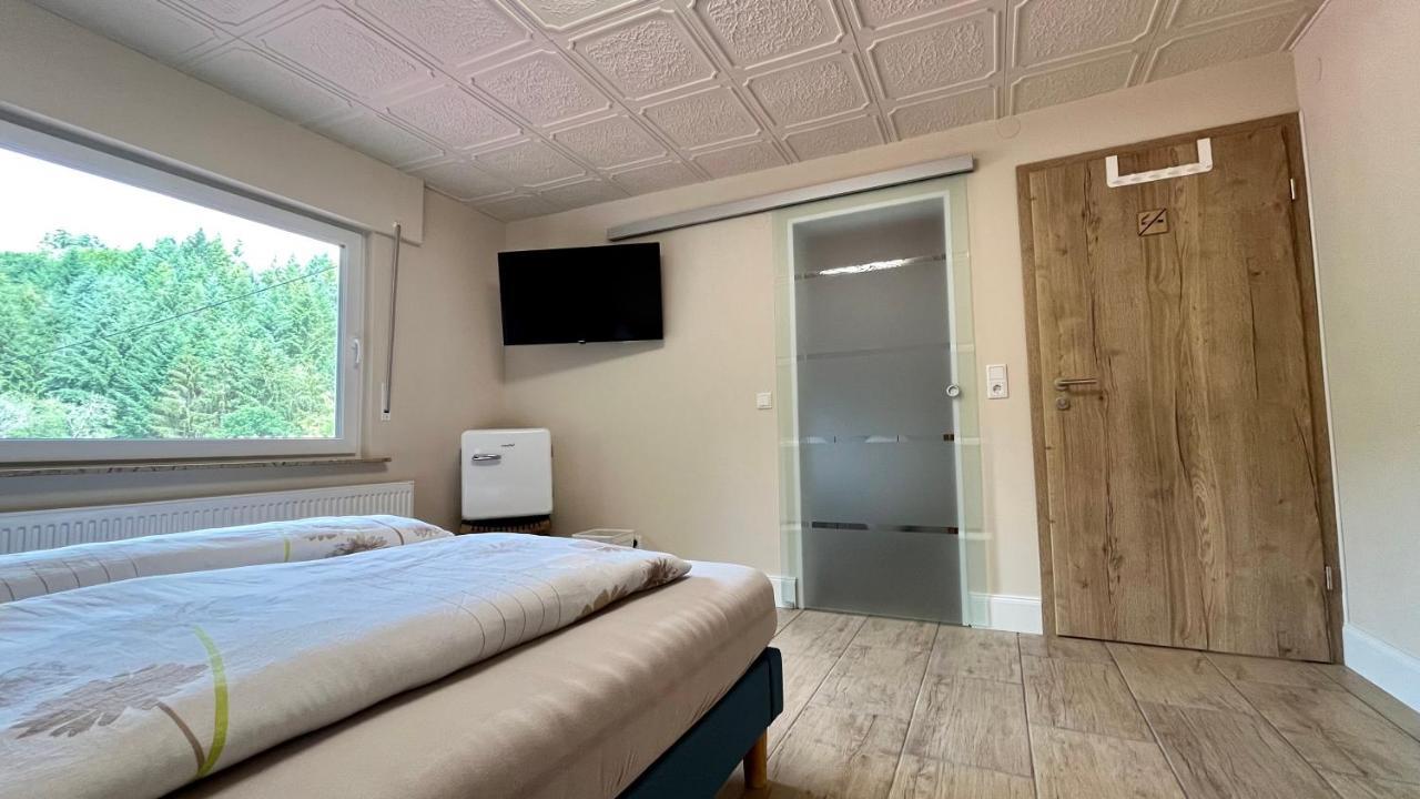 Bed and Breakfast Franky House Am Nuerburgring à Quiddelbach Extérieur photo