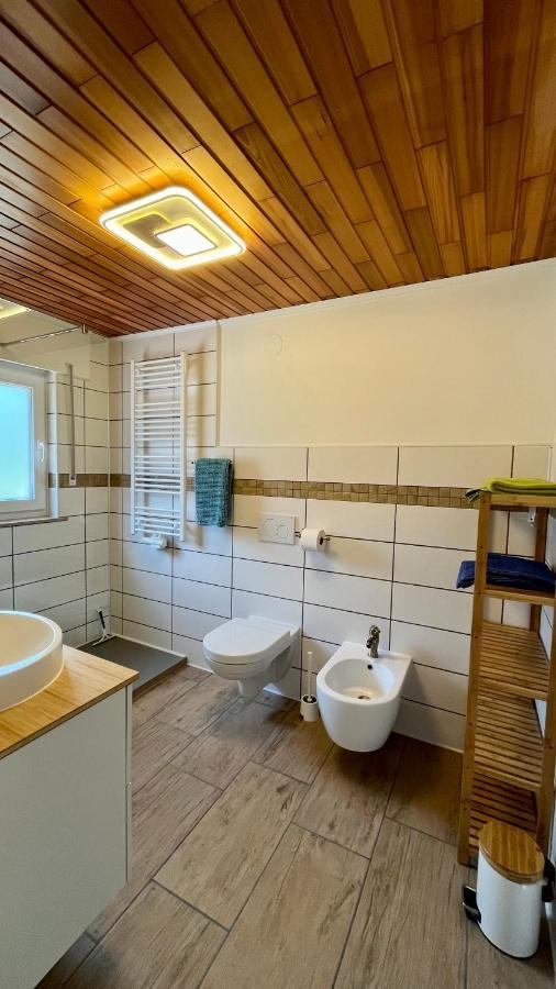 Bed and Breakfast Franky House Am Nuerburgring à Quiddelbach Extérieur photo